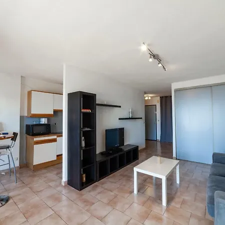 Sea View & Monaco Perfect Location Quiet Studio Cozy Apartment